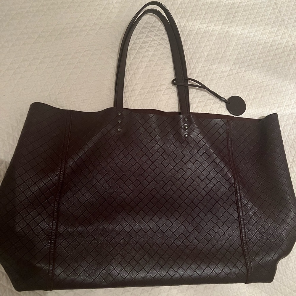 Authentic Bottega Veneta woven handbag